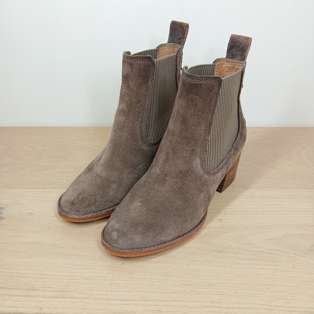 UGG Faye Chelsea Ankle Boots Womens 6.5 Mole Brown Suede Block Heel Minimalist